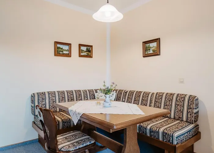 Biermeier Apartment